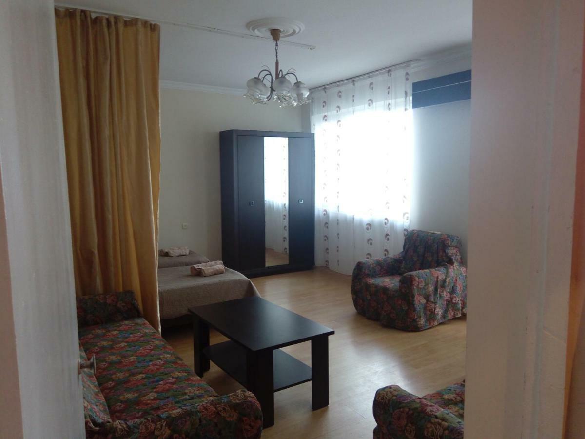 Apartment Khimshiashvili 9 Batumi Exterior photo