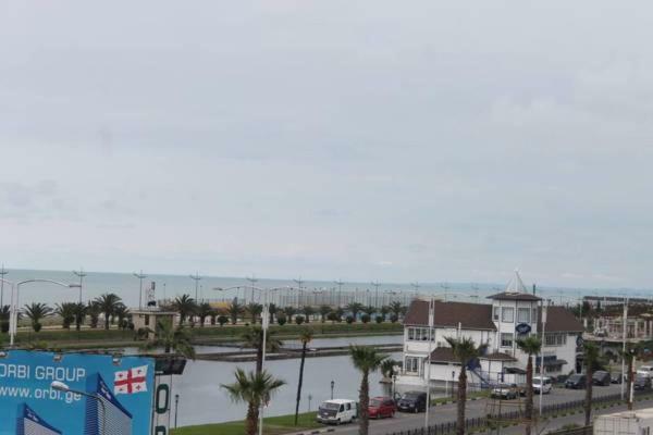 Apartment Khimshiashvili 9 Batumi Exterior photo